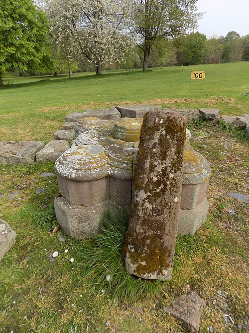 Image: Nun's Grave, Vale Royal Abbey, Cheshire 07