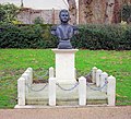 O'Higgins Statue, Richmond, London..jpg