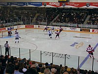 Ottawa 67s v Sudbury Wolves Sep 30 2004.jpg