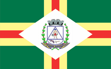 File:Padre_paraiso_bandeira.png