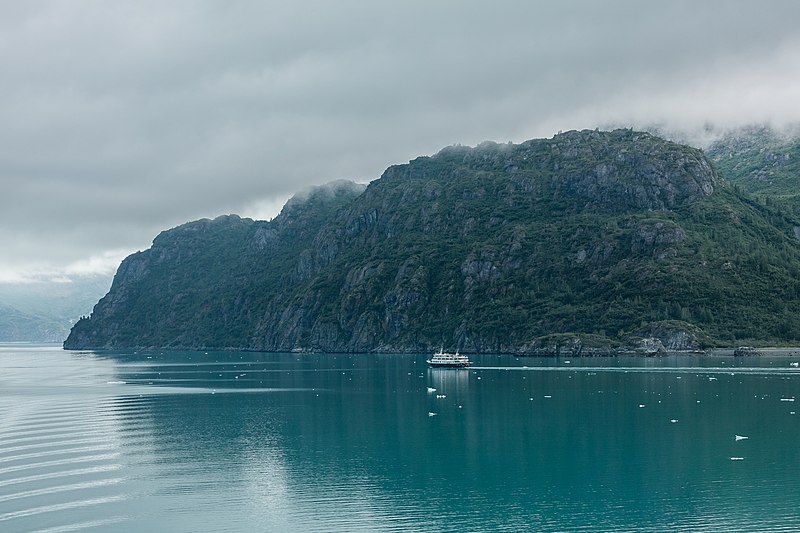 File:Parque Nacional Bahía del Glaciar, Alaska, Estados Unidos, 2017-08-19, DD 20.jpg