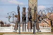 "Pioneer Family II" by Andres Drenters, located at Mary Thompson Farm. Pioneer Family II.jpg