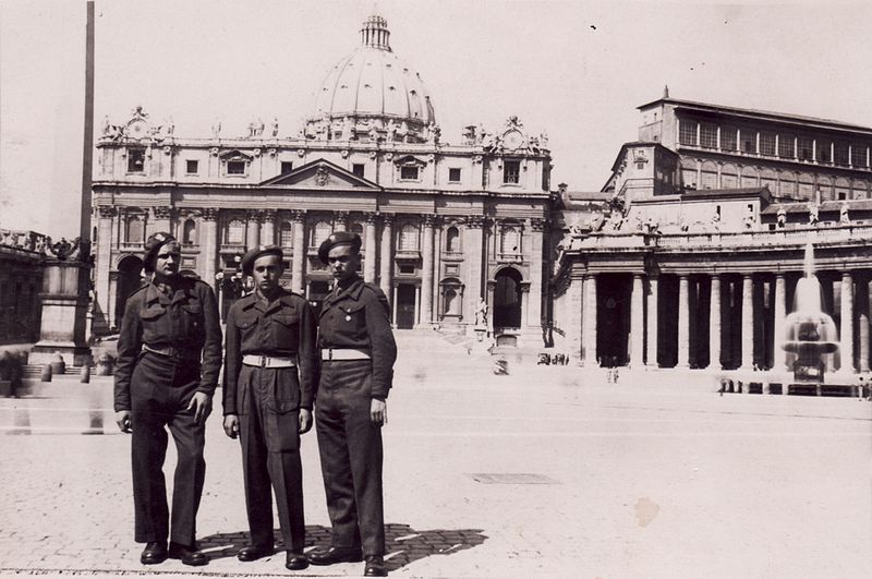 File:Polish II Corps (78) - 1946-04-27 - Vatican.jpg