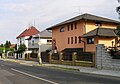 Čeština: Domky v Hřenské ulici v Ďáblicích (Praha 8) English: Housing at Hřenská street at Ďáblice, Prague