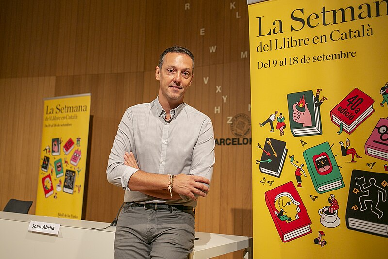 File:Presentation of 2022 Setmana del Llibre en Català 32.jpg