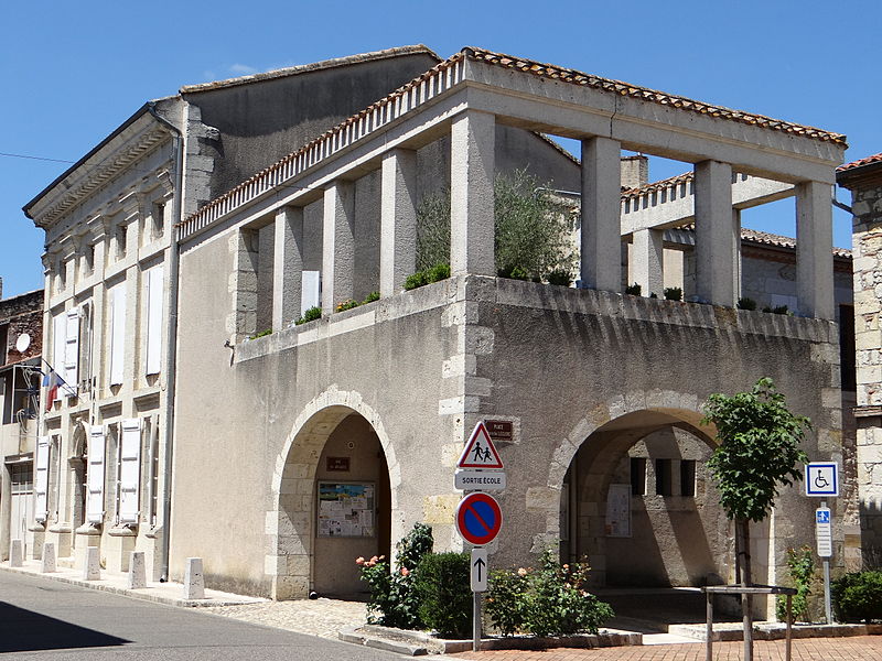 File:Puymirol - Mairie -2.JPG