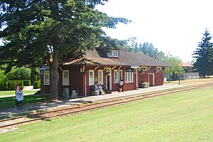 Stanice Qualicum Beach.jpg