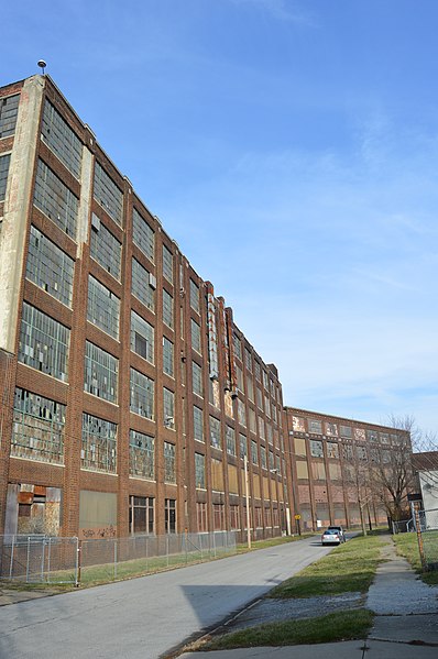 File:Richman Brothers abandoned factory.jpg