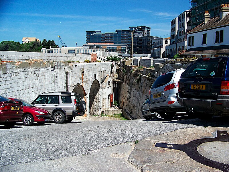 File:Road to Rosia Bay.jpg