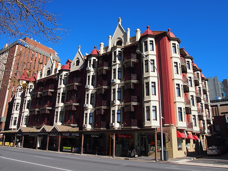 File:Ruthven Mansions, Adelaide.JPG