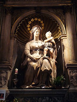 Madonna del Parto av Jacopo Sansovino.