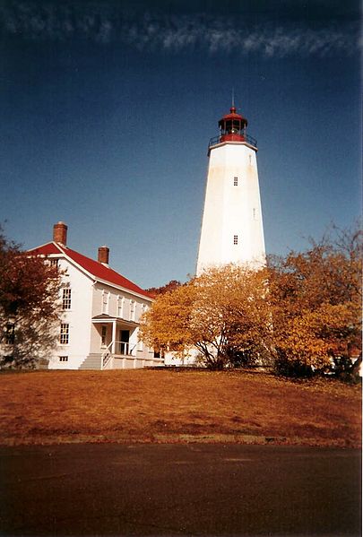 File:Sandy Hook Lighthouse 2004.jpg