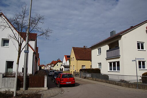 Schweninger Straße Neumarkt 064