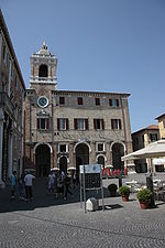 Miniatura per Piazza Roma (Senigallia)