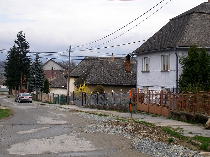 File:Slovakia Licartovce 2.JPG