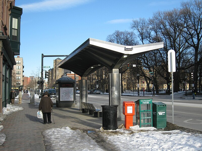 File:Southbound Silver Line bus shelter at Newton Street, January 2010.jpg