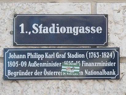 So kommt man zu der Stadiongasse mit den Öffentlichen - Mehr zum Ort Hier