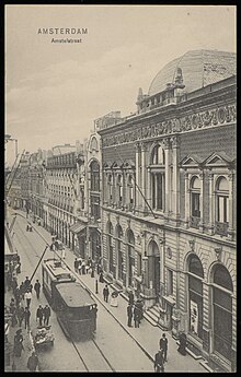 Schwarz-Weißaufnahme des Nederlandsch Panopticum in der Amstelstraat 14–18, Aufnahme etwa aus in den Jahren 1905 bis 1909