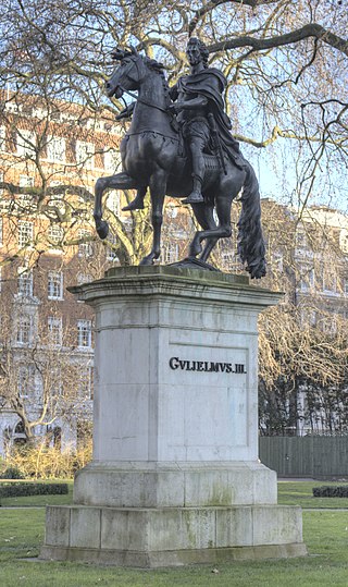 <span class="mw-page-title-main">Equestrian statue of William III, London</span> Statue in St Jamess Square, London