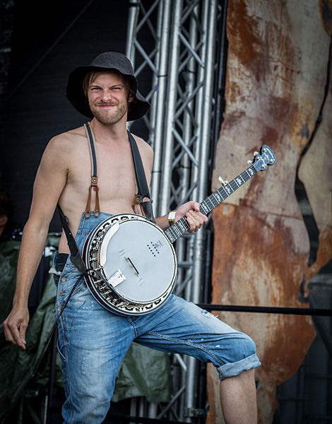 File:Steve N´Seagulls - Wacken Open Air 2015-2912.jpg