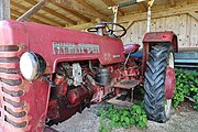 Deutsch: Stillgelegter Traktor im Bergtierpark Blindham