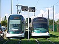 Cote à cote une rame Eurotram et Citadis