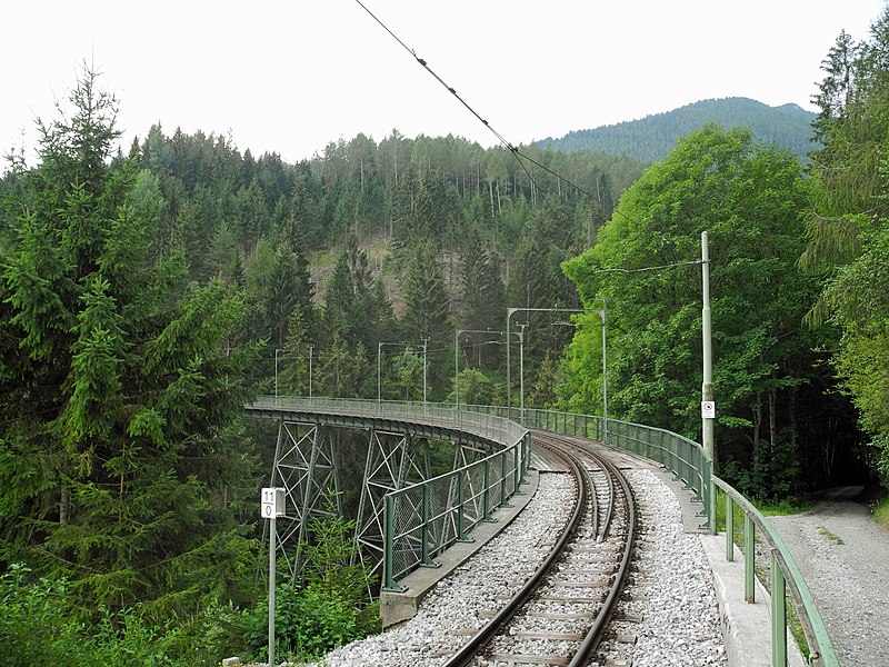 File:Stubai-STB-Kreither-Viadukt-4.jpg