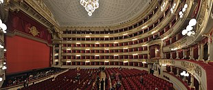 Das Teatro alla Scala, auch kurz die Scala, eines der bekanntesten und bedeutendsten Opernhäuser der Welt