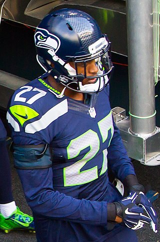 <span class="mw-page-title-main">Tharold Simon</span> American football player (born 1991)