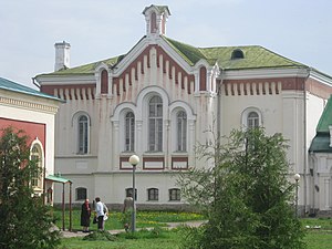 Вид здания церкви с учётом послевоенного ремонта (2010)