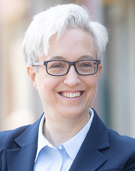 File:Tina Kotek, 2021 (cropped).jpg