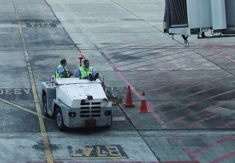 File:Tug at Kuching Airport (5714939677).jpg