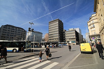 So kommt man zu Place Emile Hamilius mit den Öffentlichen - Mehr zum Ort Hier