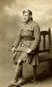 Soldato scozzese con un bastone da spavalderia, 1921