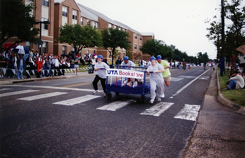 File:University of Texas at Arlington bed races for charity (10008474).jpg