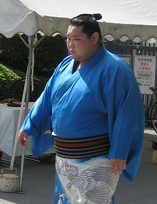 <span class="mw-page-title-main">Ushiomaru Motoyasu</span> Japanese sumo wrestler (1978–2019)