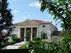 Villa Emo Fanzolo fronte 2009-07-18 f08.jpg