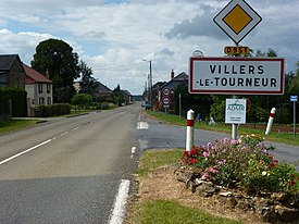 Villers-le-Tourneur (Ardennes) city limit sign.JPG