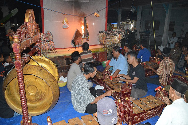 File:Wayang Banjar HST 151102007.jpg