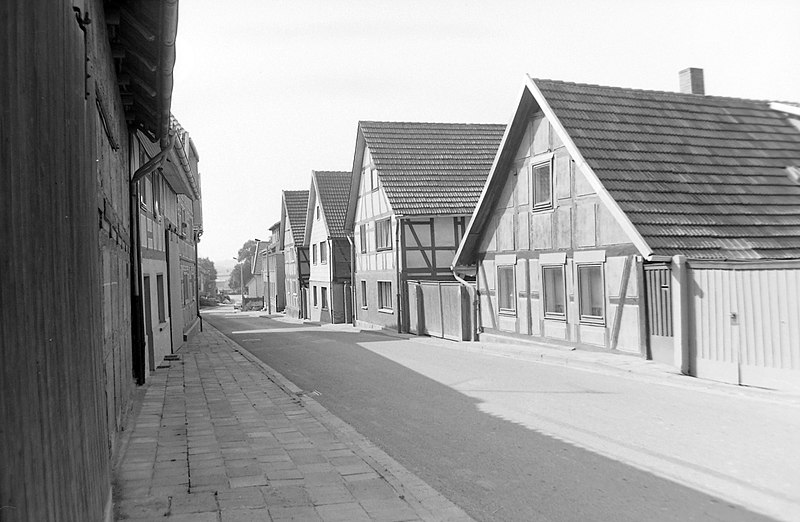 File:Weißenborn-Lüderode 1987-08-22 31.jpg