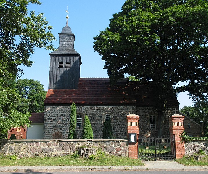 File:Woelsickendorf church.jpg