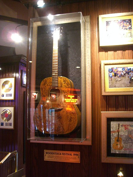 File:Woodstock 1994 guitar @ HRC, St. Louis.jpg