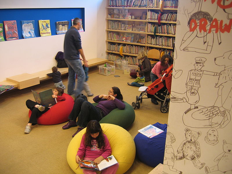 File:Youth Wing Library.JPG