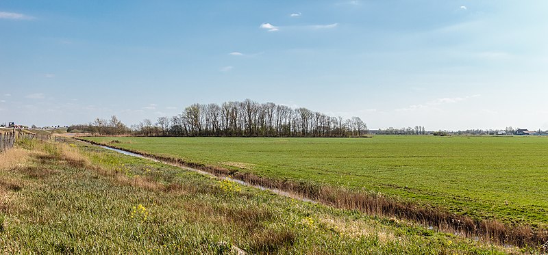 File:Zicht over de Mûzekamp. 09-04-2020. (actm.) 01.jpg