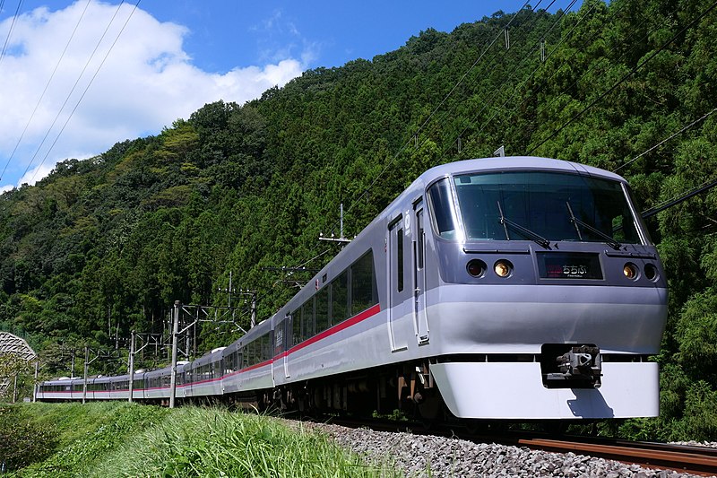 西武10000系電車 - Wikipedia