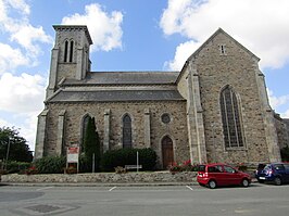 Kerk van St. Petrus en St. Paulus in Rospez