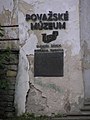 Slovenčina: Považskú múzeum - nápis Budatín, Žilina