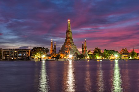 Wat Arun Ratchawararam, Bangkok Yai District, Bangkok, by Preecha.MJ