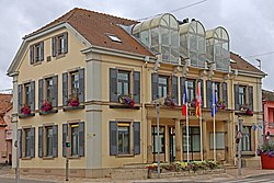 0079 Rathaus in Fessenheim.jpg
