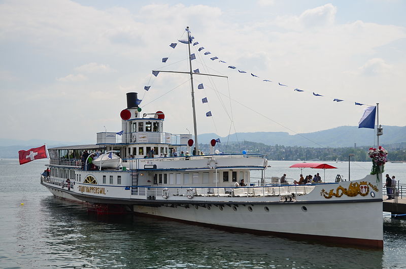 File:100 Jahre Dampfschiff 'Stadt Rapperswil' - Tag der offenen Dampfschiff-Türe am Bürkliplatz - Alpenquai 2014-04-25 13-58-44.JPG